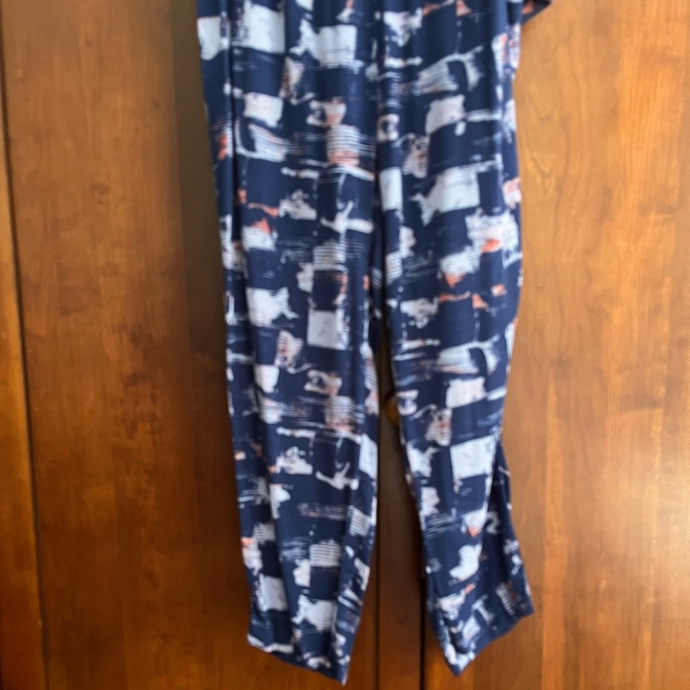 HD in Paris three quarters length pants with skirt overlay, size 2, blue print